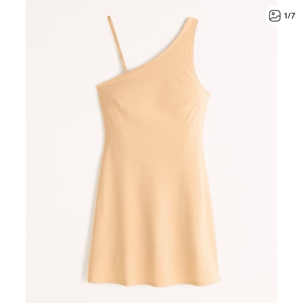 Abercrombie One-Shoulder Traveler Dress